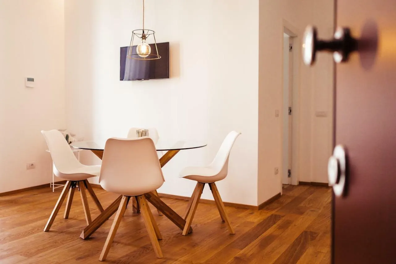 Home Diano Marina 0*,